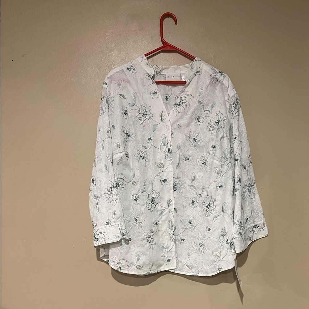 Alfred Dunner Women's White Green Floral Button Up Blouse Lightweight Size 22W
